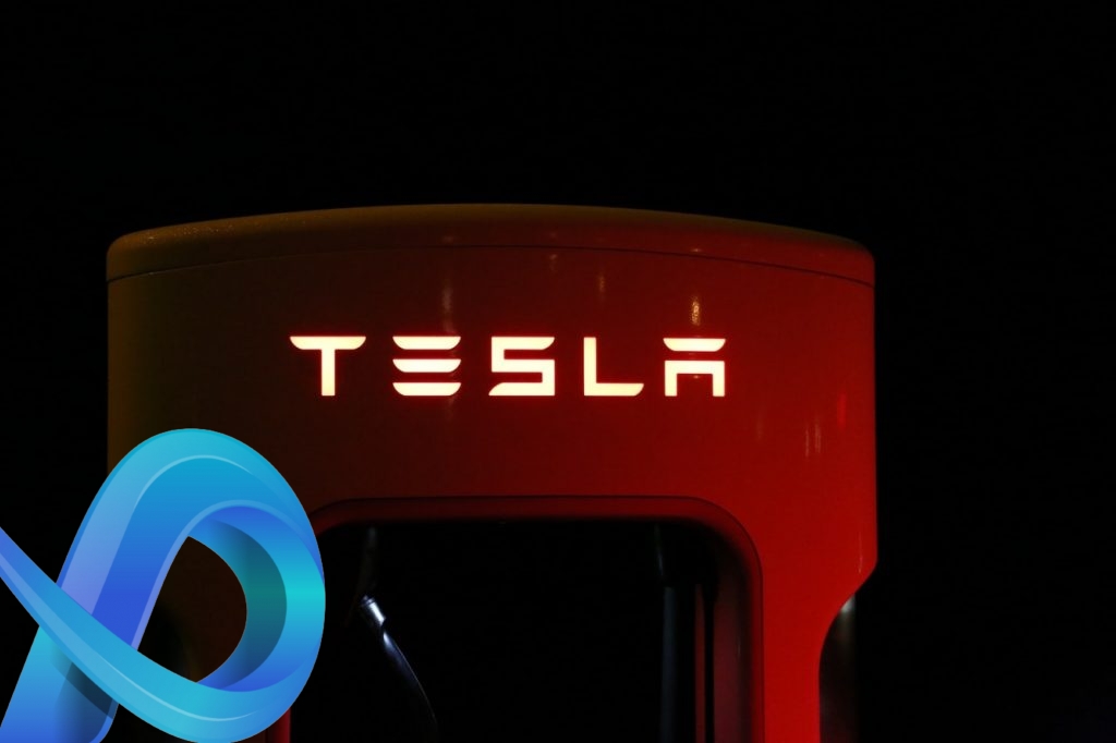 Voiture connectée, Tesla en avance